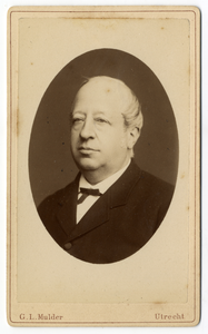 221164 Portret van S.J. van Geuns, geboren 1827, Officier van Justitie bij de rechtbank te Utrecht (1866-1902), lid van ...
